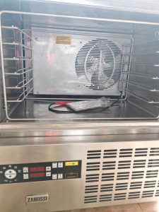 Abbattitore ZANUSSI Active 6 teglie (3)